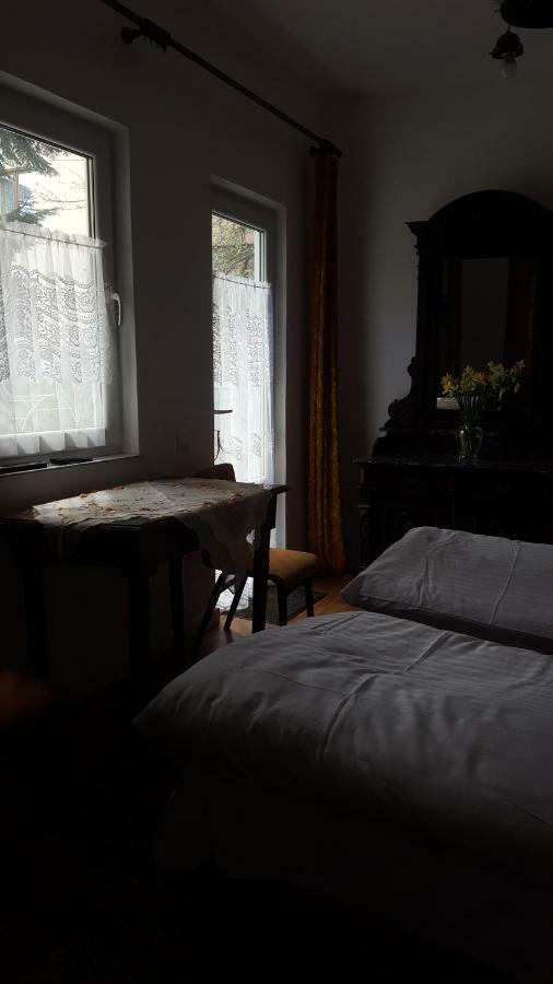 Room In An Old House Truskavets Exterior photo